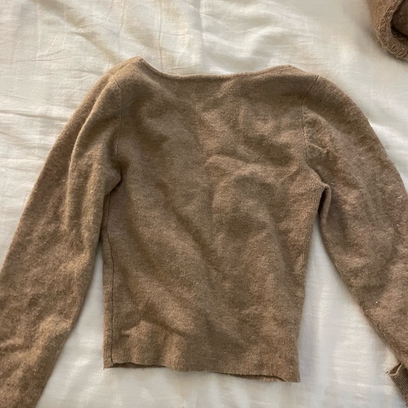 Aritizia Wilfred Greer sweater - Picture 4 of 4